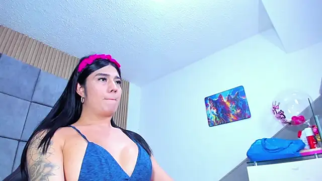 ZachaTompson online show from 04-07-26, 07:59