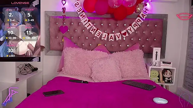 Snapshot of EmmaWilder chatting on 02-13-25, 05:16 EmmaWilder online show from 02-13-25, 05:16