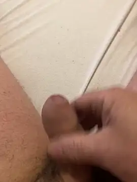 Snapshot of sid800 chatting on 11-14-25, 12:42 sid800 online show from 11-14-25, 12:42