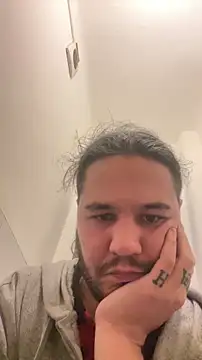 Snapshot of bananahot31 chatting on 11-01-25, 03:39 bananahot31 online show from 11-01-25, 03:39