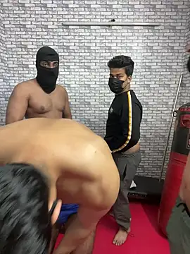 Snapshot of John_desihunk chatting on 02-12-26, 06:40 John desihunk online show from 02-12-26, 06:40