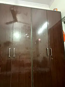 Snapshot of John_desihunk chatting on 01-15-26, 06:00 John desihunk online show from 01-15-26, 06:00