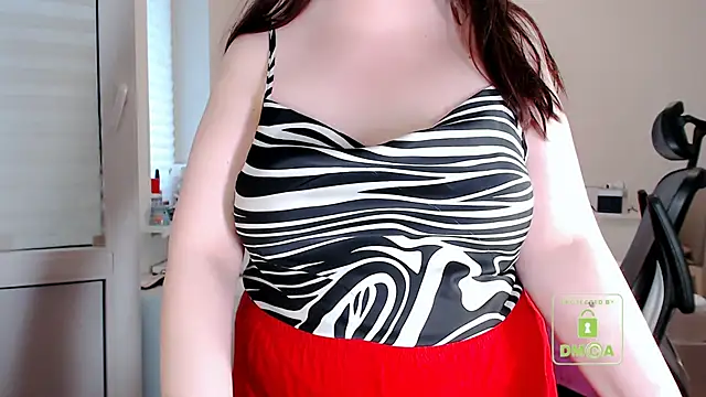 Snapshot of cute_and_hot chatting on 06-28-26, 05:19 cute and hot online show from 06-28-26, 05:19