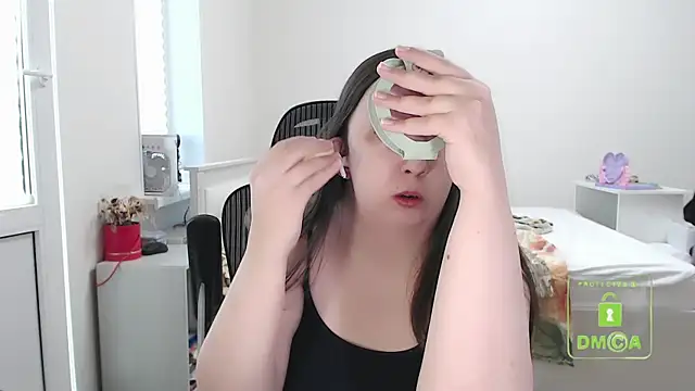 cute and hot online show from 10-18-25, 09:55