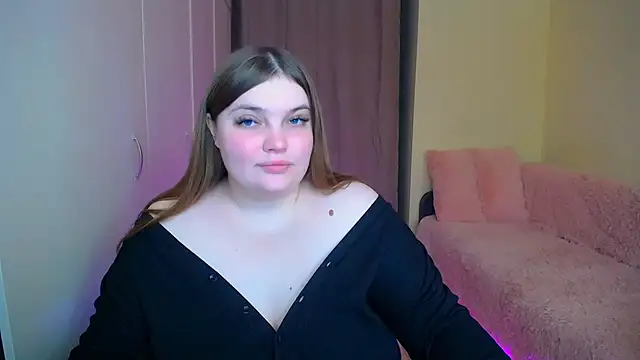 Snapshot of Emaaa_ua chatting on 02-21-25, 12:38 Emaaa ua online show from 02-21-25, 12:38