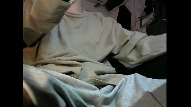 Ray175oo online show from 11-22-25, 06:29