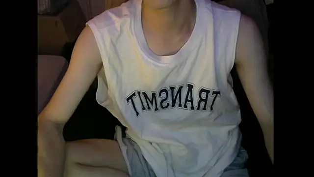 Snapshot of Ray175oo chatting on 09-28-25, 04:36 Ray175oo online show from 09-28-25, 04:36