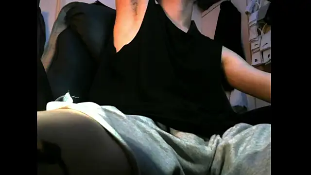 Ray175oo online show from 11-12-25, 06:01