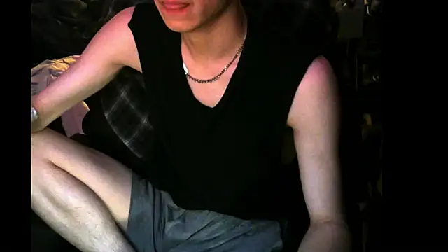 Snapshot of Ray175oo chatting on 02-19-25, 04:33 Ray175oo online show from 02-19-25, 04:33