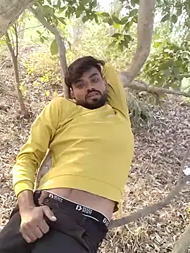 Snapshot of Jishm_ki_bhookh chatting on 12-15-24, 10:28 Jishm ki bhookh online show from 12-15-24, 10:28