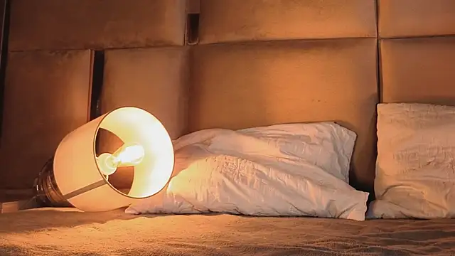 angelinepossy online show from 09-18-25, 10:24