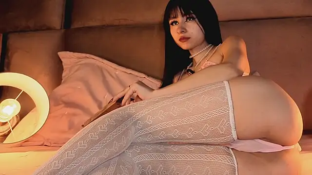 angelinepossy online show from 11-17-25, 10:14