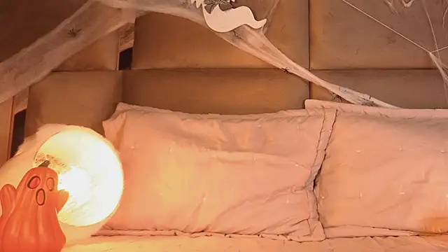 angelinepossy online show from 10-26-25, 09:48