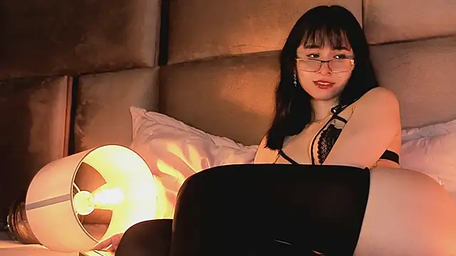 angelinepossy online show from 11-30-25, 09:48