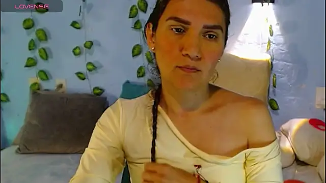 venus swet  online show from 04-26-26, 12:52
