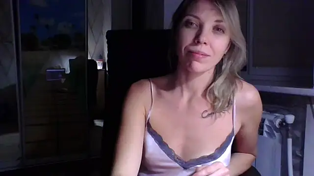 VelvetLove287 online show from 11-28-25, 09:37