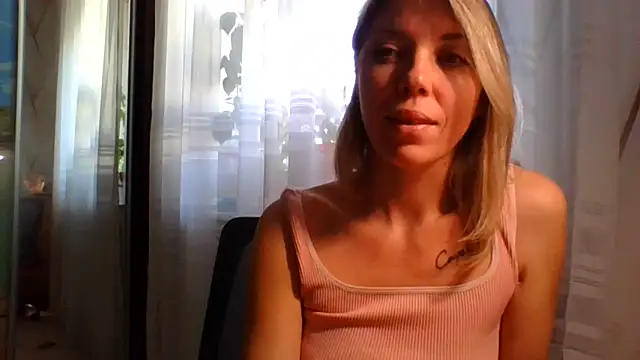 VelvetLove287 online show from 03-18-26, 07:44