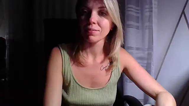 VelvetLove287 online show from 10-31-25, 04:03