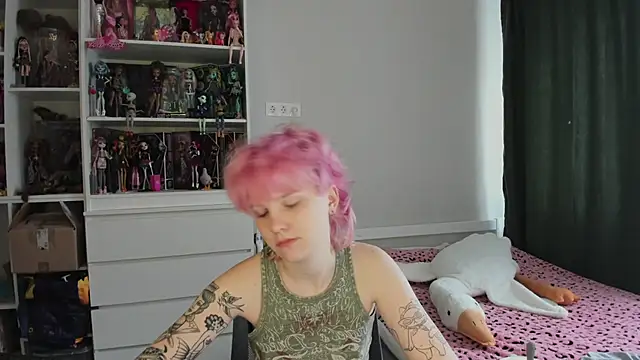 School Love online show from 03-13-26, 07:13