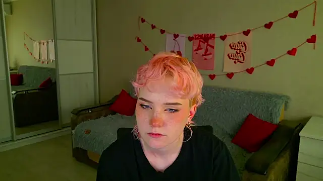 School Love online show from 09-29-25, 11:05