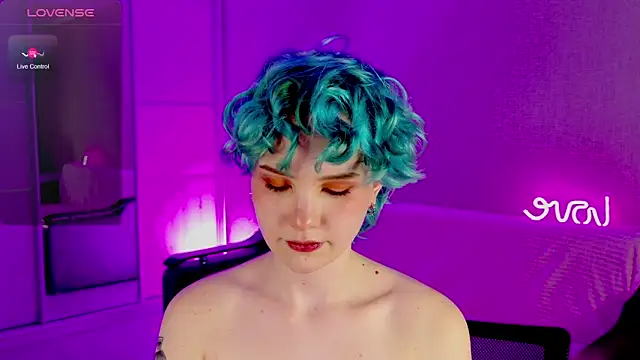 School Love online show from 02-09-25, 04:07