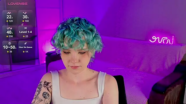 School Love online show from 02-23-25, 01:10