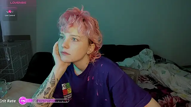 School Love online show from 11-13-25, 07:23