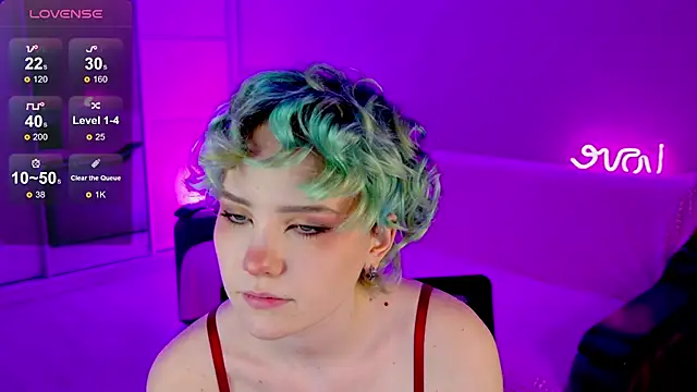 School Love online show from 01-29-25, 01:07