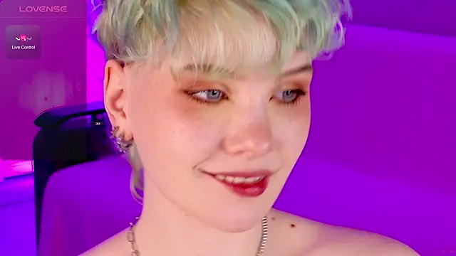 School Love online show from 03-12-25, 04:13