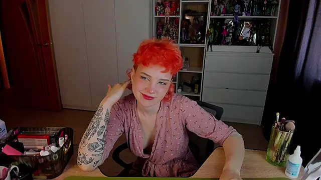 School Love online show from 06-07-26, 08:08