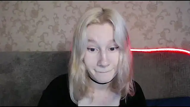 EnigmaSee online show from 09-28-25, 01:45