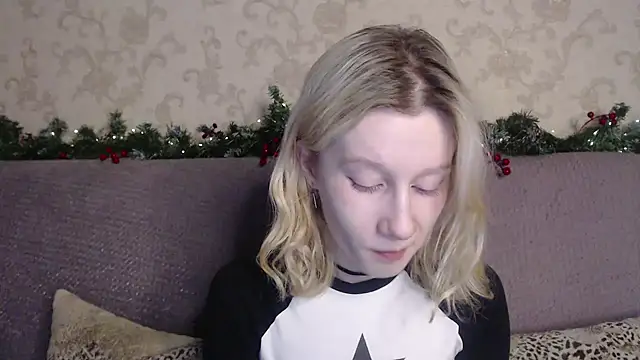 EnigmaSee online show from 12-23-25, 02:00