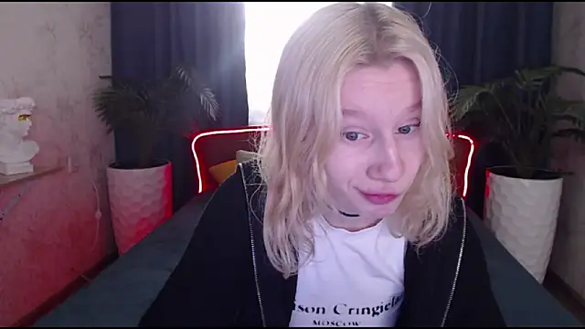 EnigmaSee online show from 10-11-25, 02:01