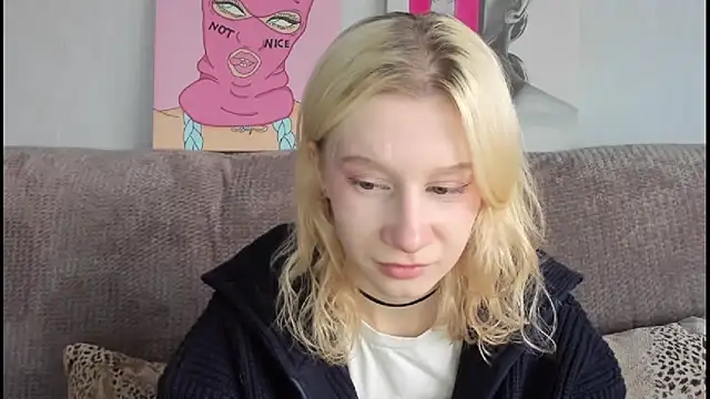 EnigmaSee online show from 11-11-25, 02:06