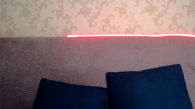 EnigmaSee online show from 11-20-25, 01:50