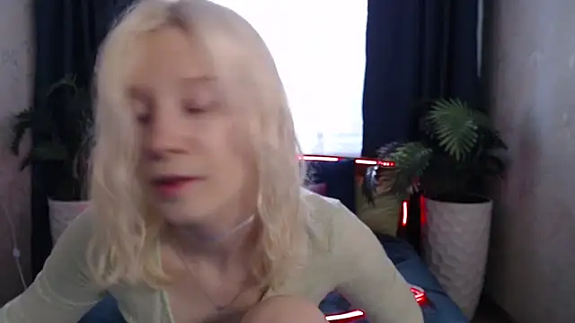 EnigmaSee online show from 03-30-26, 02:02