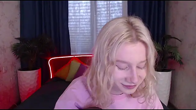 EnigmaSee online show from 10-05-25, 01:51