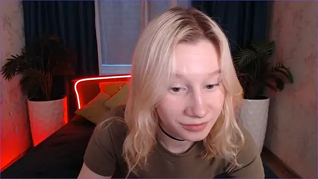 EnigmaSee online show from 11-26-25, 09:31