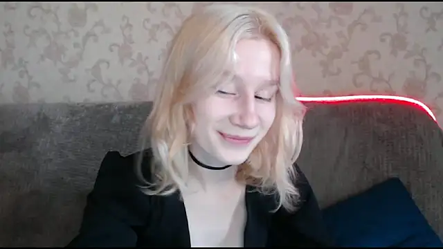 EnigmaSee online show from 09-22-25, 02:06