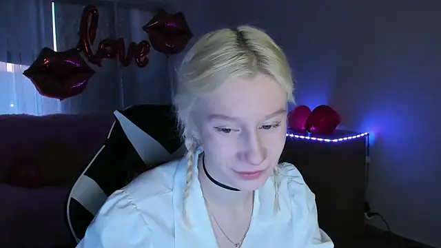 EnigmaSee online show from 02-14-26, 01:28