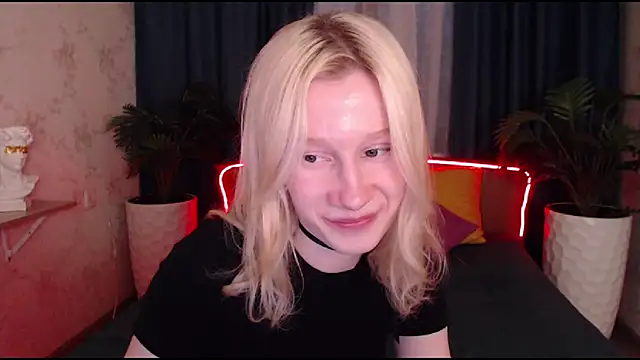 EnigmaSee online show from 10-28-25, 10:47