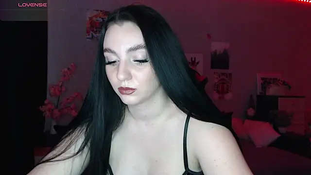 Fluffy Tiffy online show from 02-28-25, 07:58