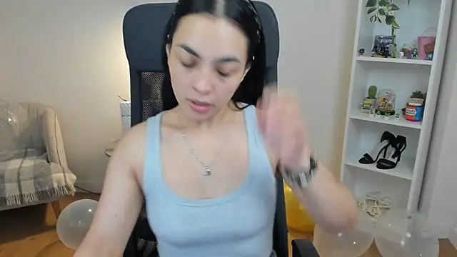  BellaEvans  online show from 05-21-26, 04:54