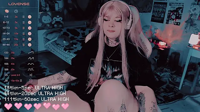 noori  hope online show from 11-12-25, 08:56