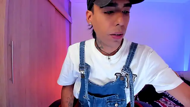 aldrinwhite online show from 02-17-26, 04:59