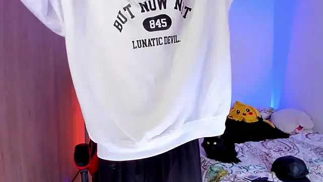 aldrinwhite online show from 03-21-26, 04:44