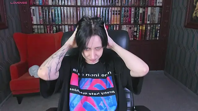 Medusa  Gorgona online show from 09-26-25, 12:56