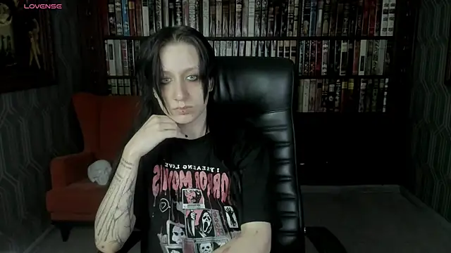 Medusa  Gorgona online show from 10-25-25, 05:57