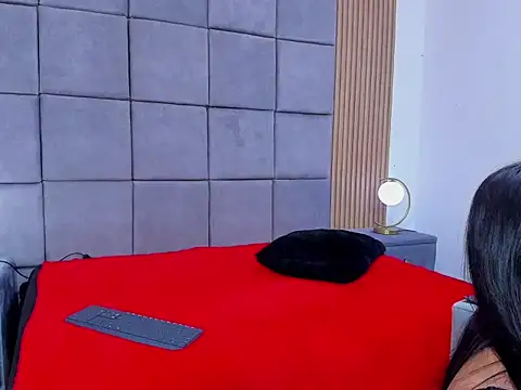 KateTompson  online show from 02-22-26, 08:49