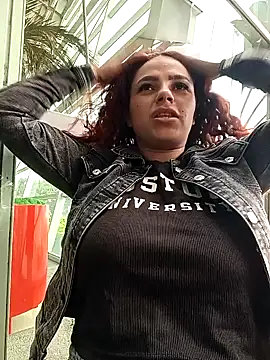 Mommy-Hot online show from 12-20-25, 02:42